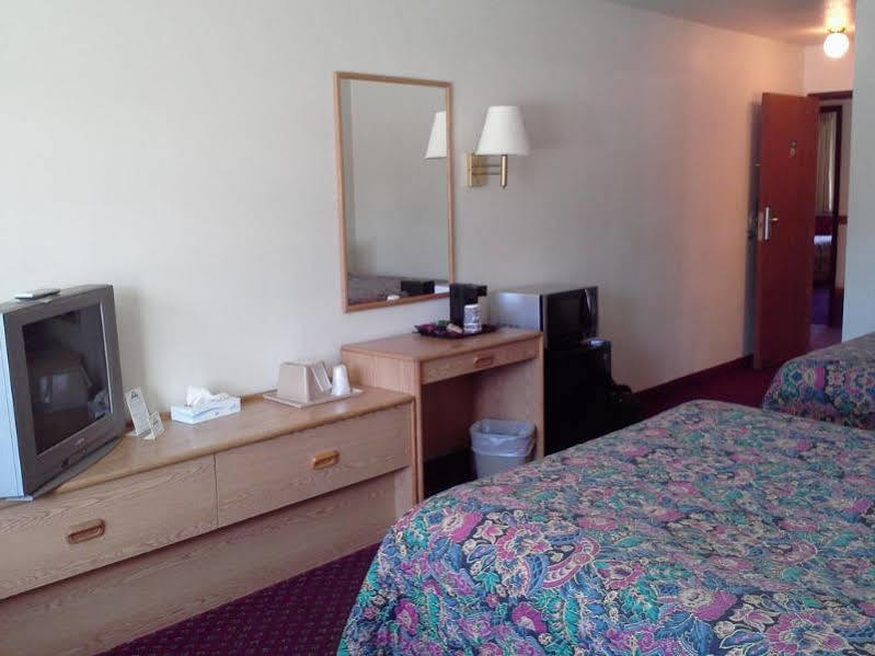 Days Inn By Wyndham Τάος Εξωτερικό φωτογραφία