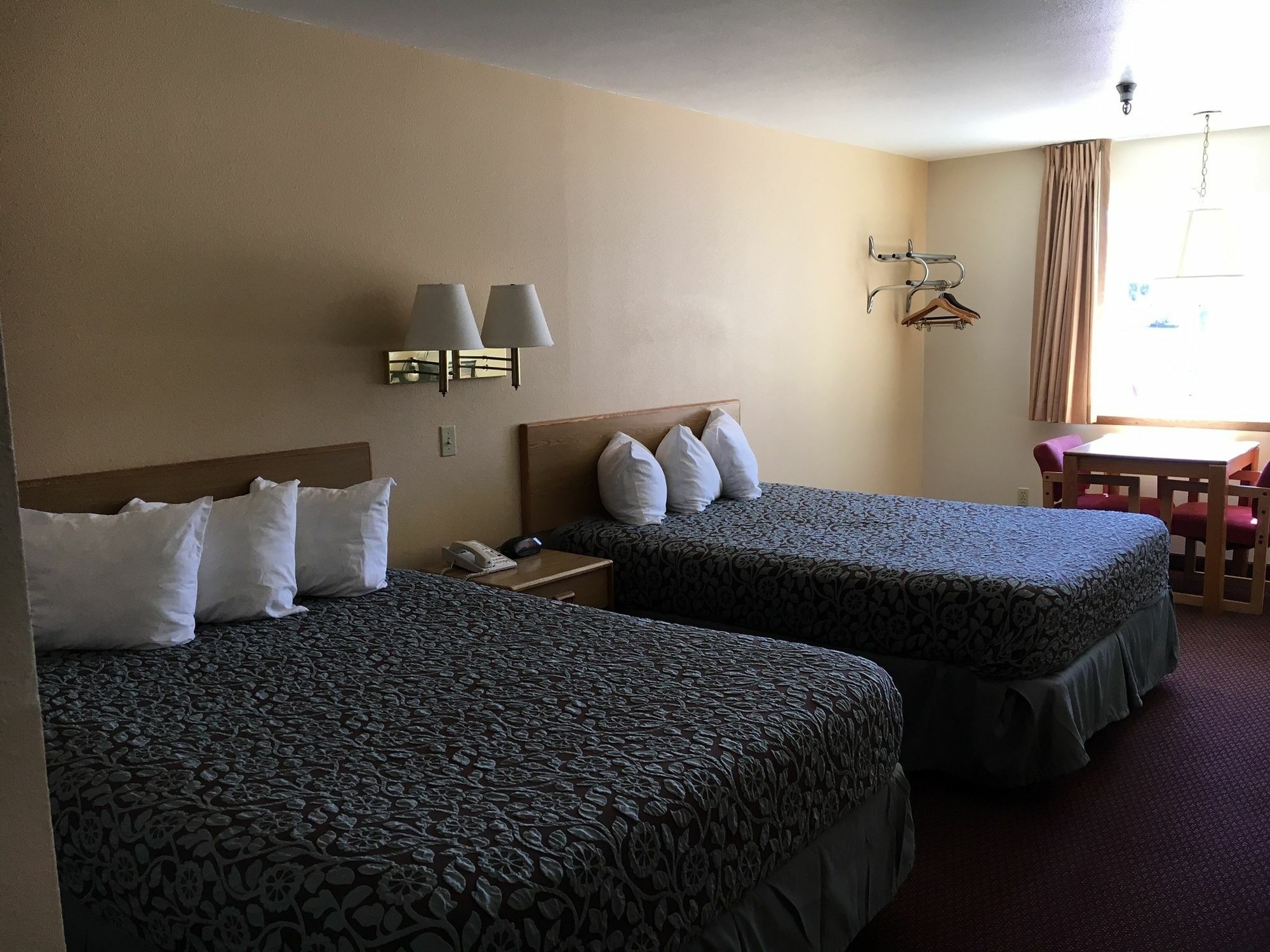 Days Inn By Wyndham Τάος Εξωτερικό φωτογραφία
